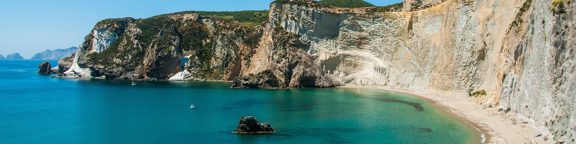 Chiaia di Luna isola di Ponza