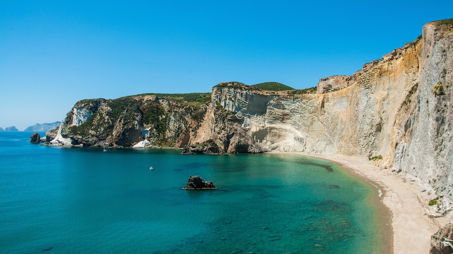 Chiaia di Luna isola di Ponza