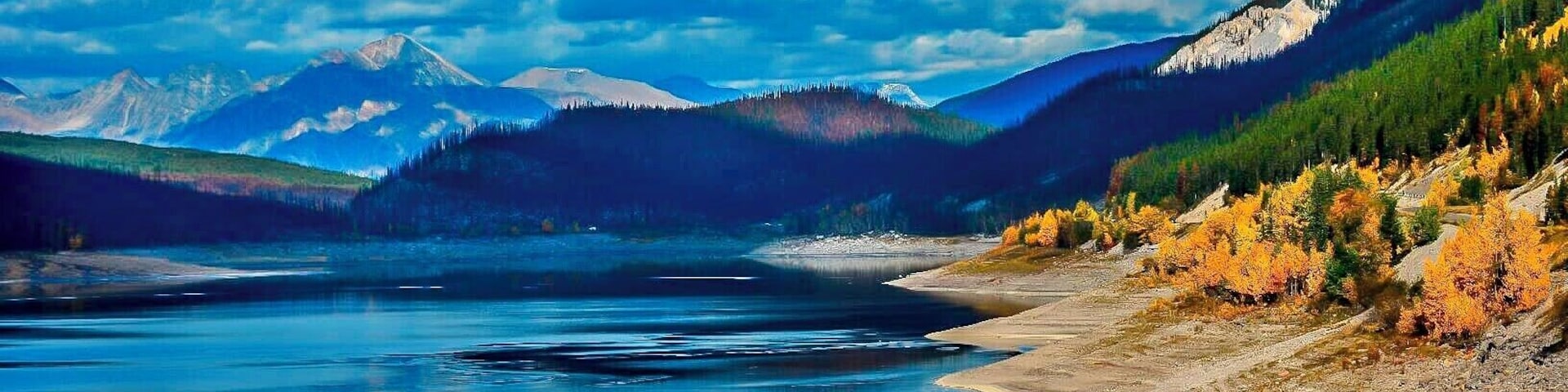 Abraham Lake is an artificial lake on North Saskatchewan River in western Alberta, Canada. Abraham Lake has a surface area of 53.7 km² and a length of 32 km. Wikipedia
Surface elevation: 4,396′
Area: 20.73 mi²
Length: 19.88 mi
Location: Clearwater County, Alberta
Province: Alberta
Did you know: The lake was created in 1972, with the construction of the Bighorn Dam, and named after Silas Abraham, an inhabitant of the Saskatchewan River valley in the nineteenth century. amusingplanet.com