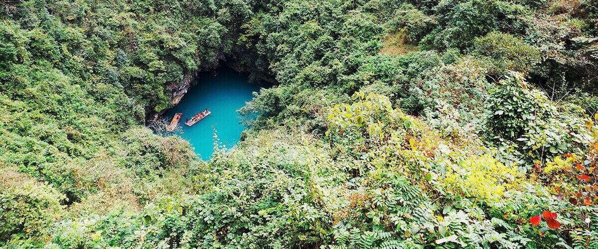 "The Window of Sky"—— #Leye-Fengshan National Geopark-#Sanmenhai Scenic Spot in Guangxi of China.
https://twitter.com/Beautifulgx