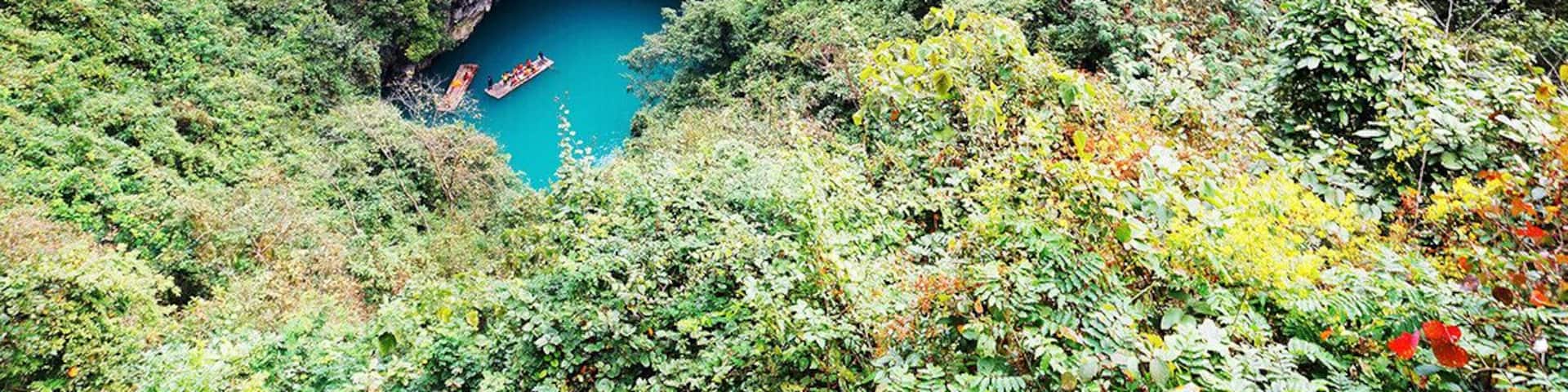 "The Window of Sky"—— #Leye-Fengshan National Geopark-#Sanmenhai Scenic Spot in Guangxi of China.
https://twitter.com/Beautifulgx