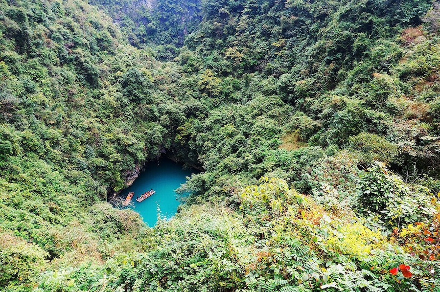 "The Window of Sky"—— #Leye-Fengshan National Geopark-#Sanmenhai Scenic Spot in Guangxi of China.
https://twitter.com/Beautifulgx