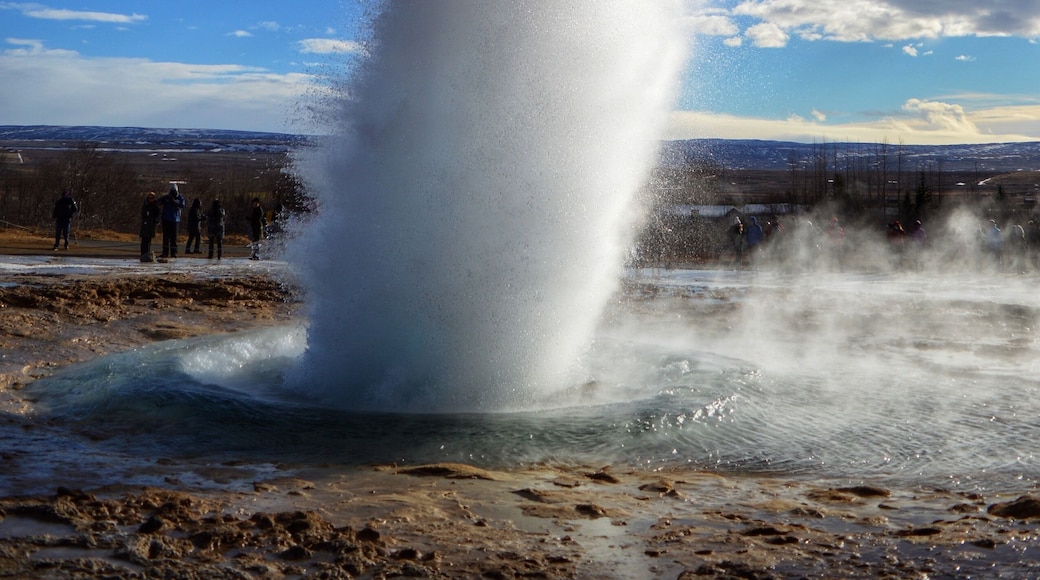 Strokkur; the only erupting Geysir in Iceland ❤️