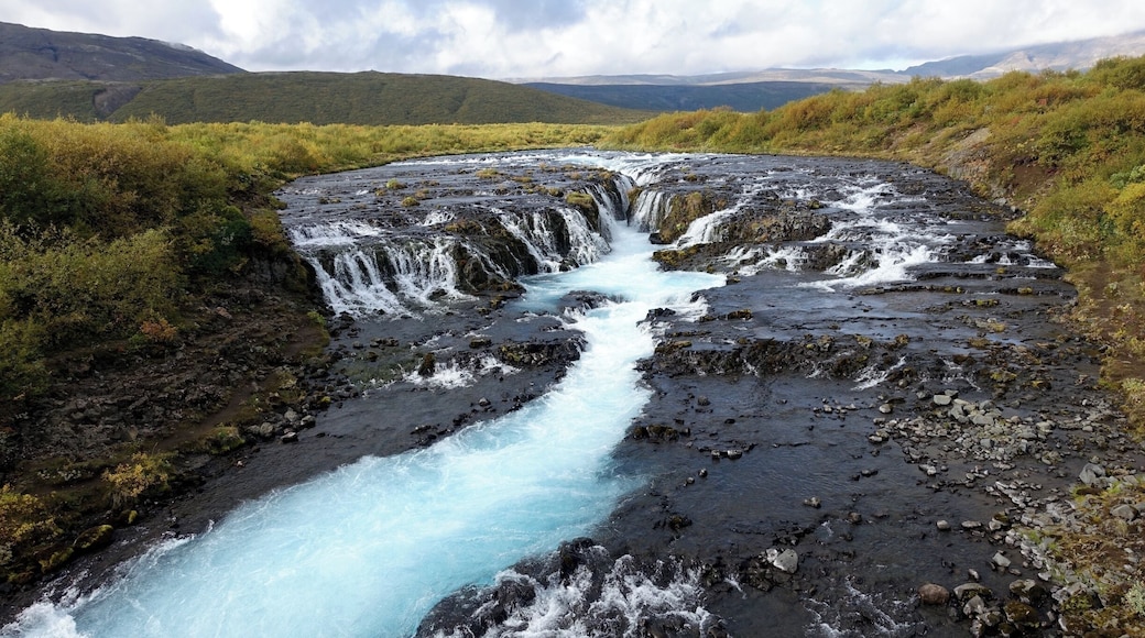 One of the most amazing places in iceland.
On our way through the golden circle we stopped (thank you google maps), hiked a very short trail to reach this waterfall. there were only few people and at the same time the sun came out. Just a perfect moment on a perfect road trip through iceland.