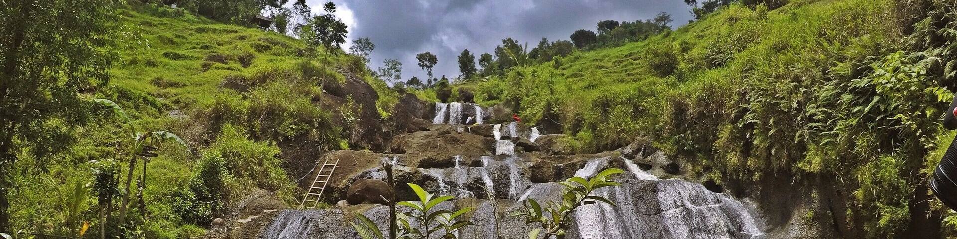 A 30 minute hike through a beautiful scenery of rice fields led us to this waterfall outside of Jogja.