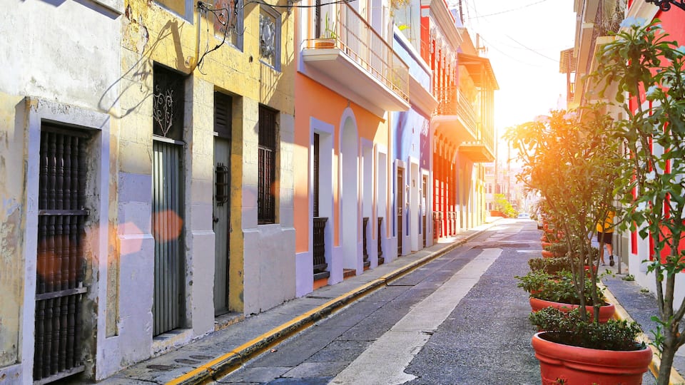 San Juan streets on a bright sunny day