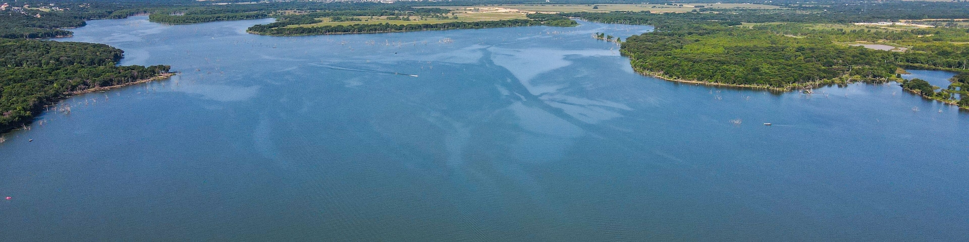 Beautiful aerial view of nature on the shore of Lake Waco in Texas