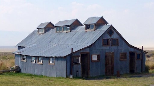 An incredible bath house coming back from Burning Man. The water comes from a natural hot spring which may have healing properties. This was a first for me, and loved it.