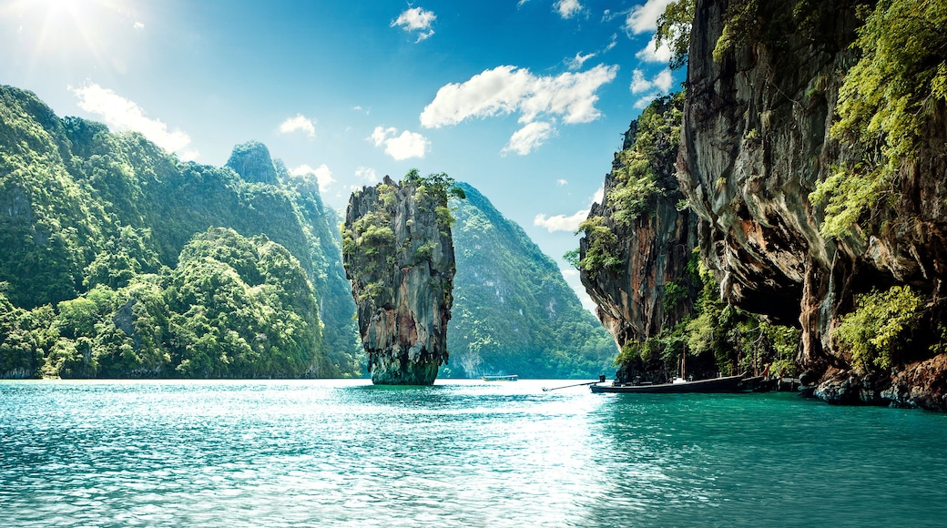 James Bond Island