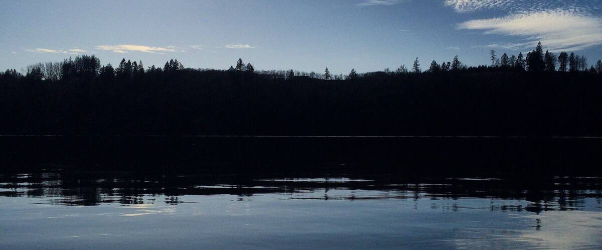 Mayfield Lake tucked away in-between Onalaska and Mossyrock, Washington. Cannot wait for wakeboard season!!! #wakeboard #washington #lakes #summerfun