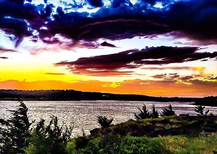 Sunrise at Wilson lake