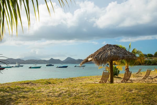 Oualie Beach showing tropical scenes and general coastal views
