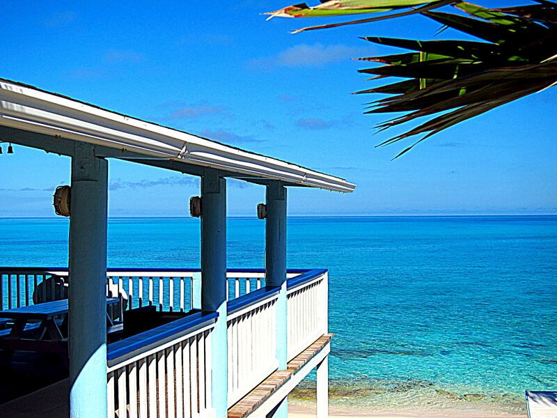 The view doesn't get much more enticing! The Bahamian blues are color of their own.  #waterlust #blue