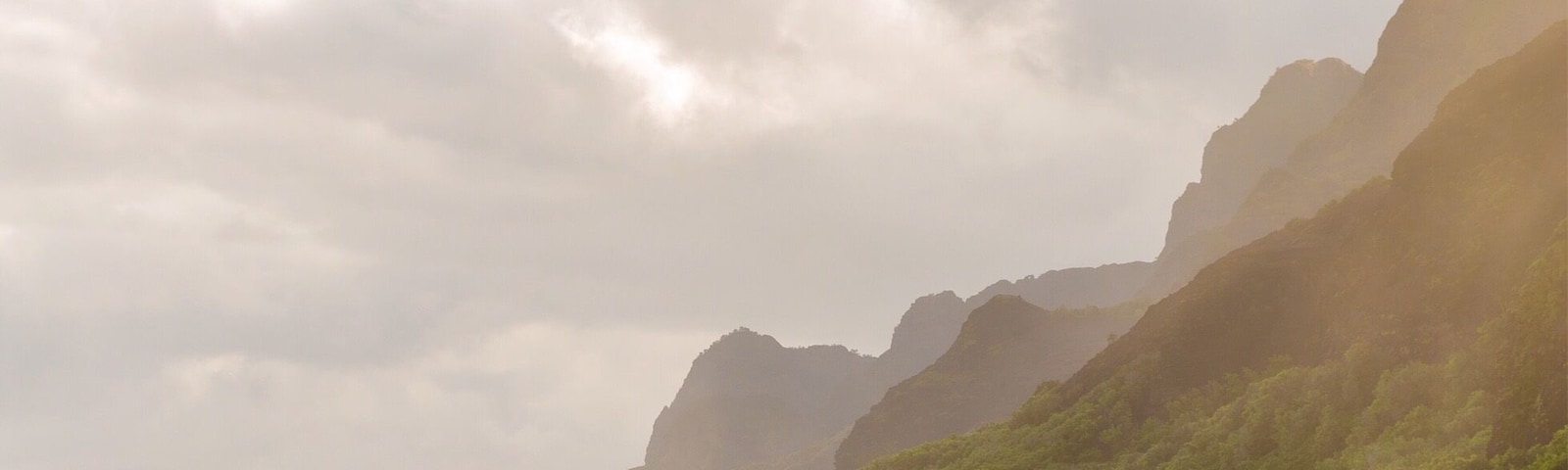 Kalalau Beach is a beautiful, secluded beach at the end of an 11 mile trail. The only access is by foot or kayak (in Summer). A permit is required for camping. One of the best hikes I’ve ever done.
#BeachTips