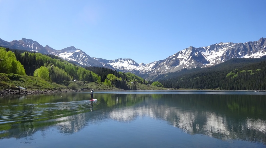 A stunning lake and scenery. Could of sat here all day staring.