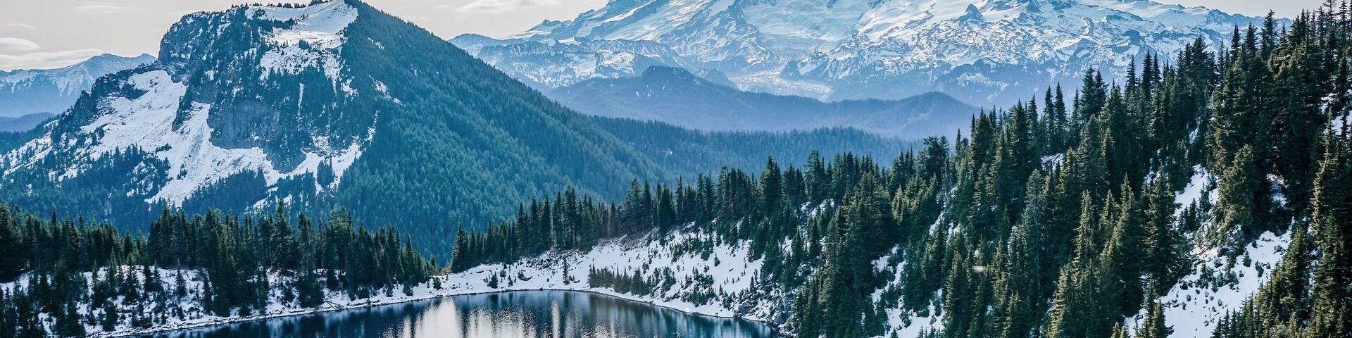 I get the privilege to see this mountain every single day as long as it's not completely covered by clouds. So lucky to live within a two-hour drive to the national park and the hiking trails surrounding this beauty!