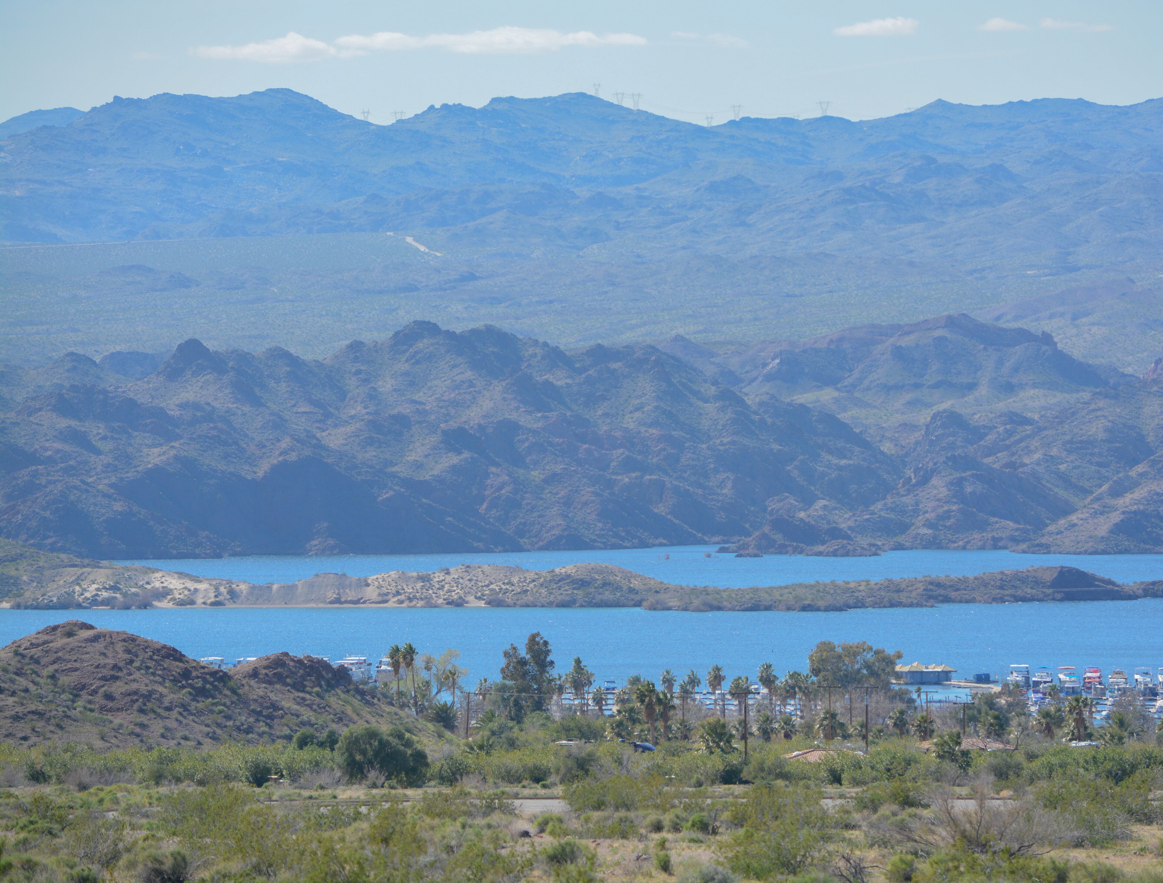 A view of Katherine Landing at the border of Arizona and Nevada on Mohave Lake. Lake Mead National Recreation Area, Mohave County, Arizona USA