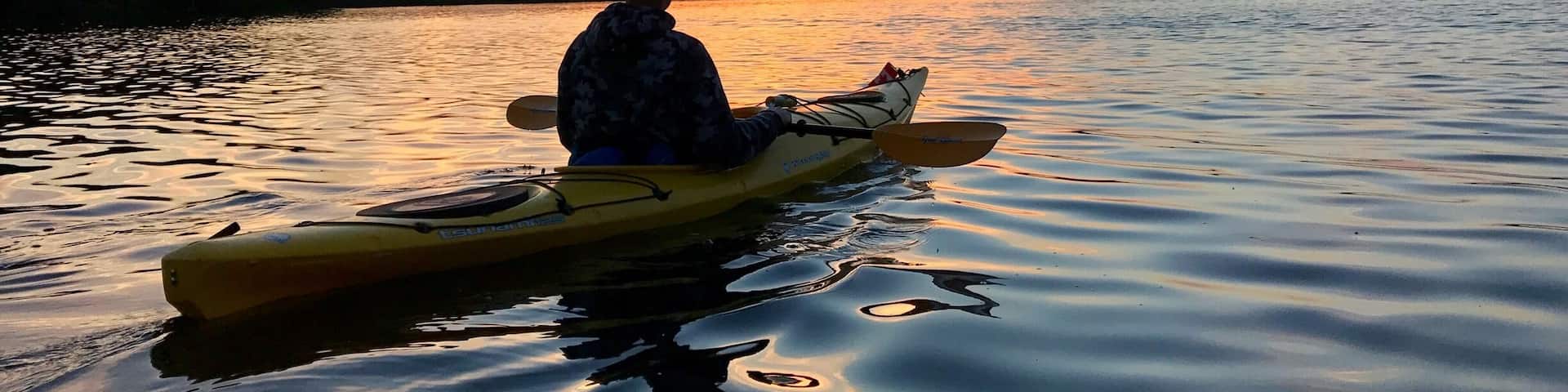 Kayaking at sunset in Georgian Bay, Collingwood #aquatrove