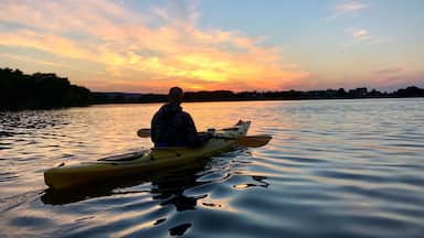 Kayaking at sunset in Georgian Bay, Collingwood #aquatrove