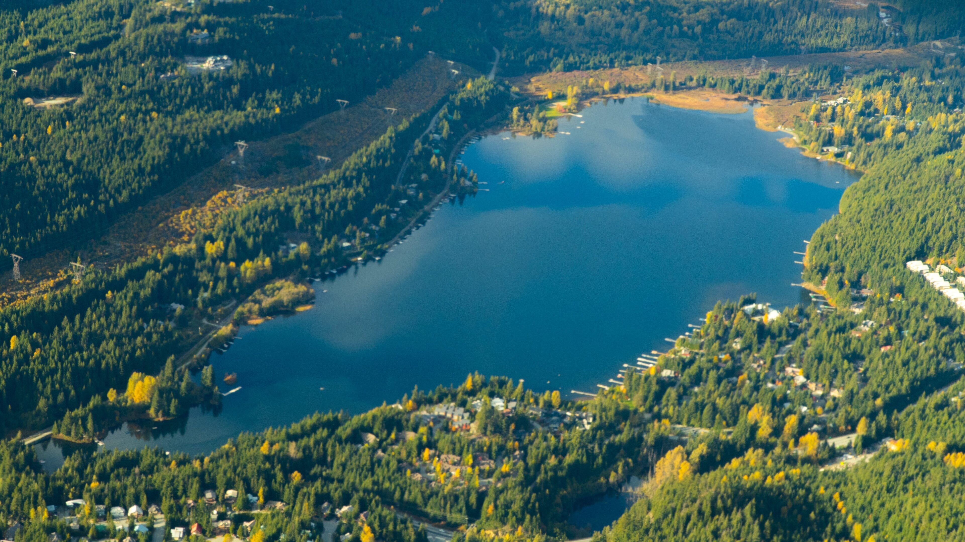 Green Lake which includes landscape views and a lake or waterhole
