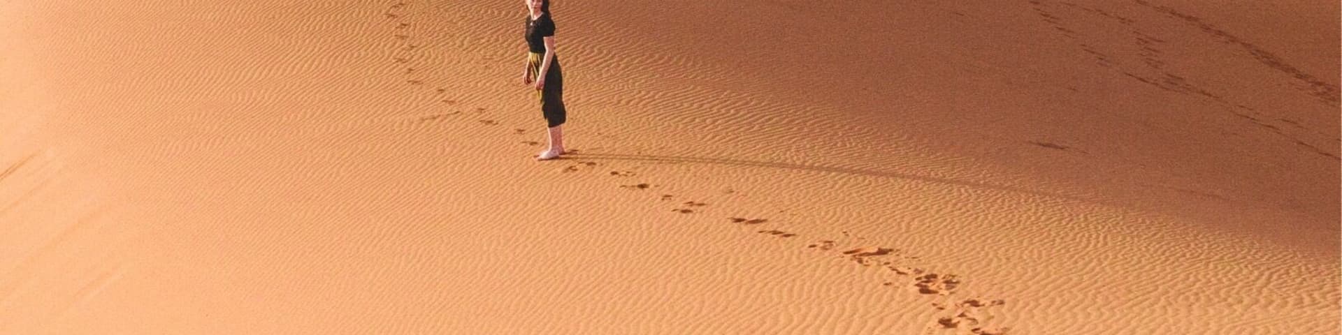 The most significant learning moments I've had are when I'm completely and utterly alone. The only noise being the sound of my breath escaping my lips. The Sahara was one of those moments where you feel closer to the universe than ever before #findingtheUniverse