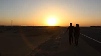 Early morning stop along the desert highway, just in time to catch the sun rise above the horizon. #lifeatexpedia