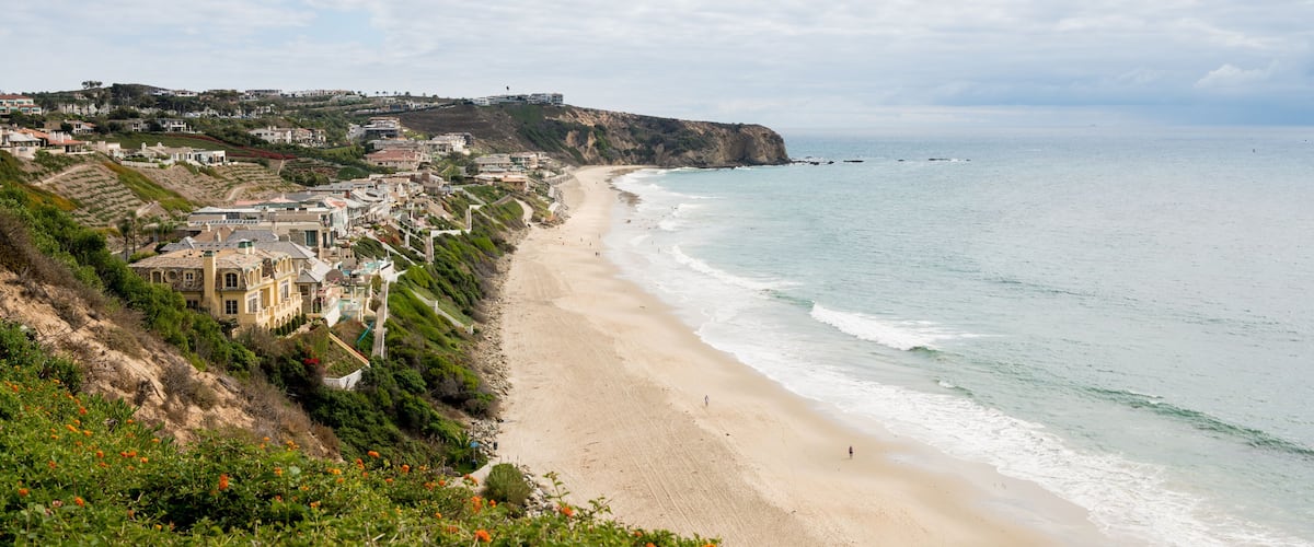 View of the coastline at Dana Point in California