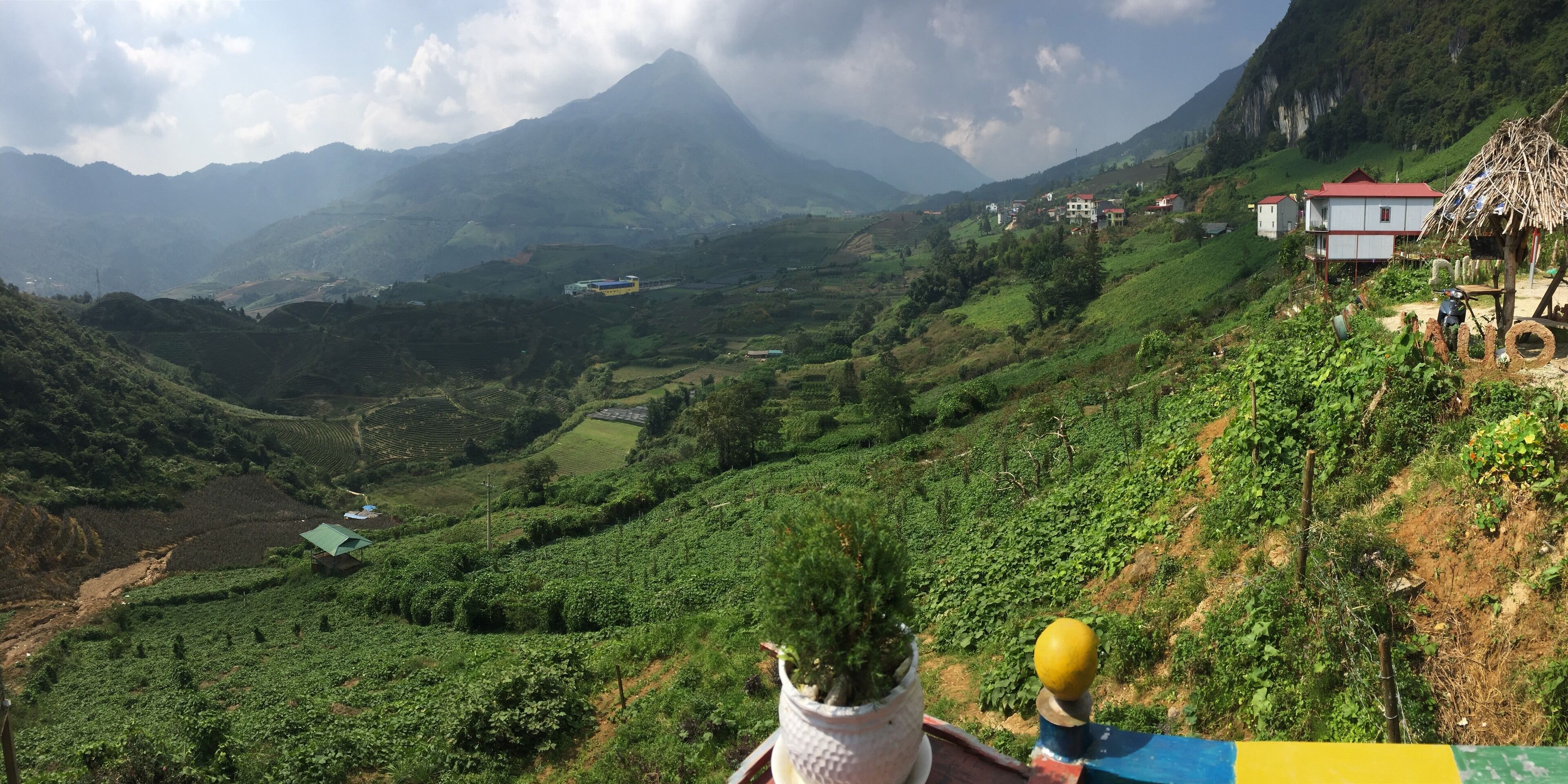 Stay outside of Sa Pa town for the best views ✨