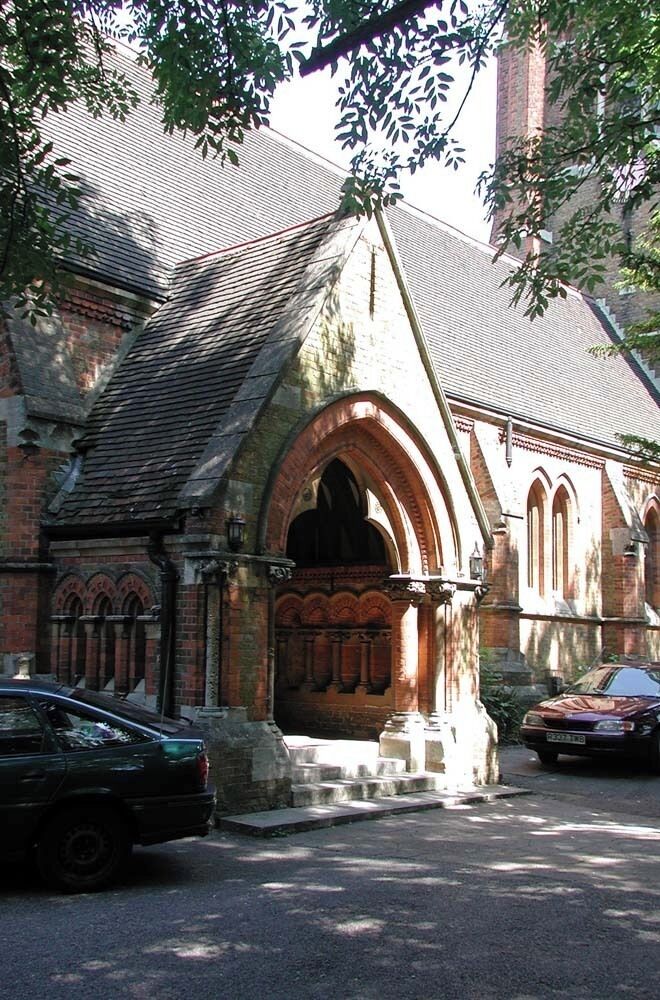 St Andrew, Hillingdon Road, Uxbridge - Porch