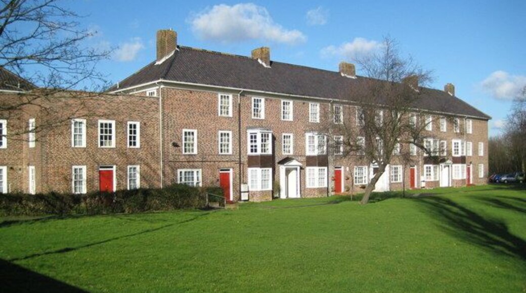 Morden: Haig Homes, Douglas Square, Green Lane Haig Homes provides rental housing for ex-Service people, and was established as a Charitable Trust in 1929 as a memorial to Field Marshal Earl Haig in recognition of his work to highlight and solve many problems facing ex-Service people and their families. He was particularly concerned with the plight of those disabled during their service in theatres of War and the difficulties created by this in their civilian lives. Haig Homes has over 1,300 houses, flats, maisonettes and bungalows throughout the UK, but this site at Morden is their largest with over 270 properties http://www.haighomes.org.uk/home.htm