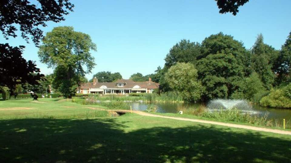 Langley Park Golf Club BR3. Showing the clubhouse and one of two ornamental fountains in front of it.