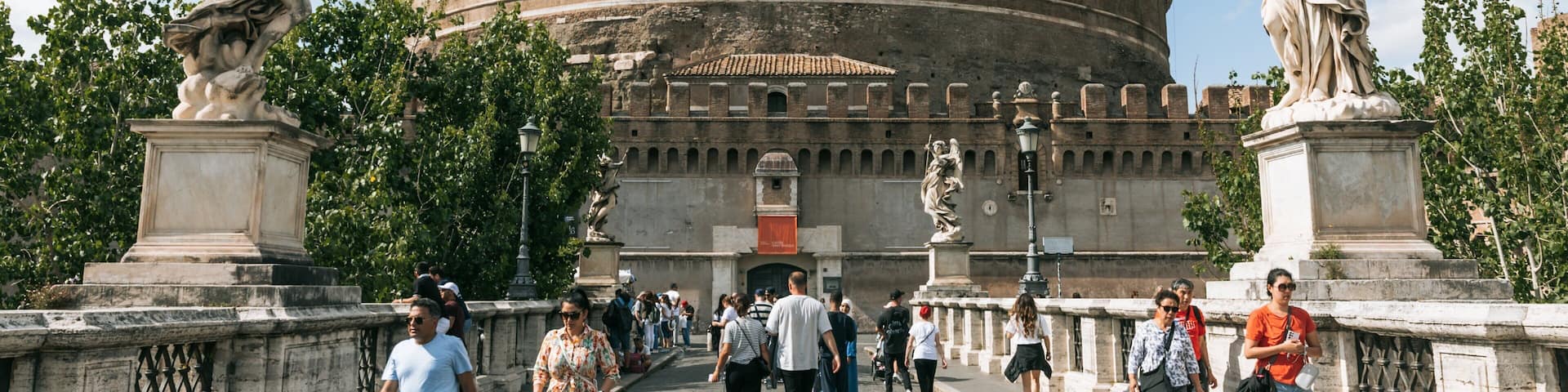 Borgo showing heritage elements, street scenes and heritage architecture