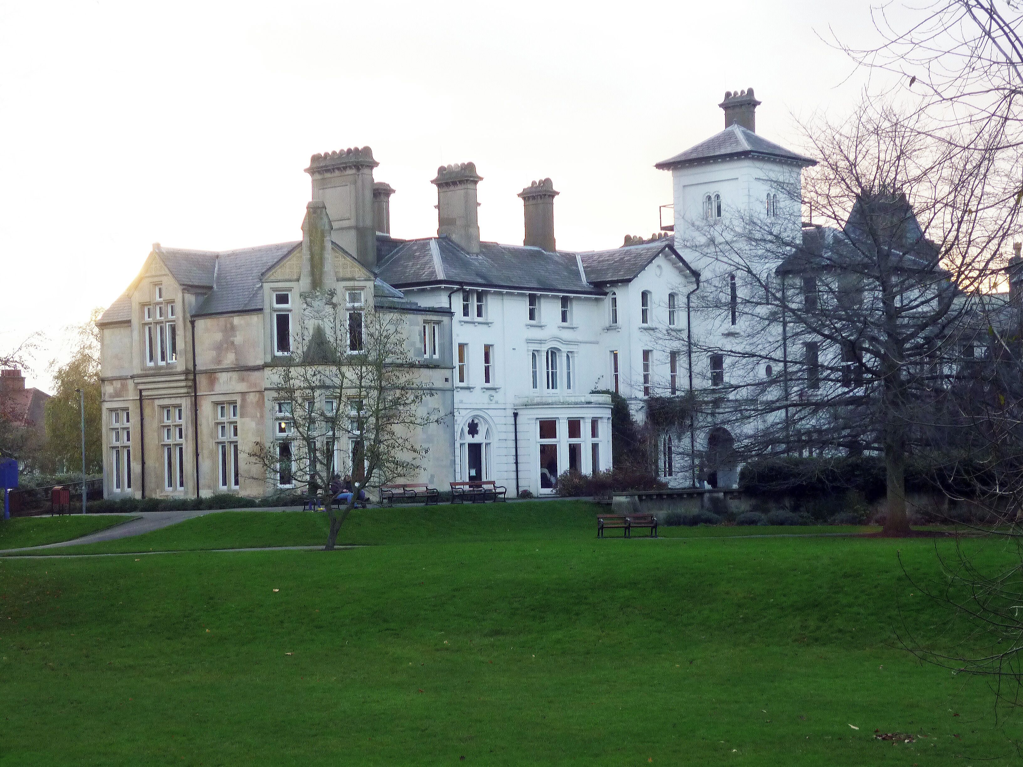 Avenue House, East End Road, Finchley