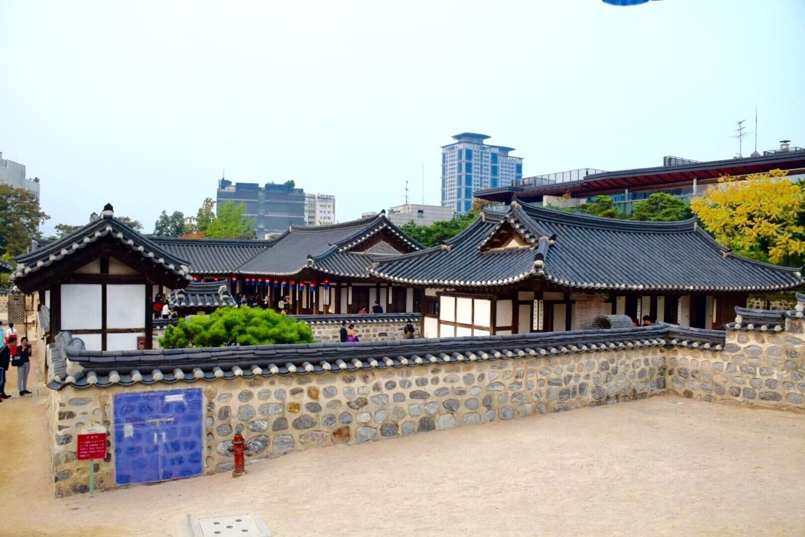 Embrace your history. 

#korea #seoul