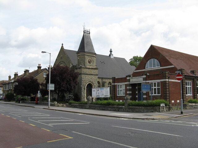 South Croydon Baptist Church The brick building at the right is the Sunday School.
