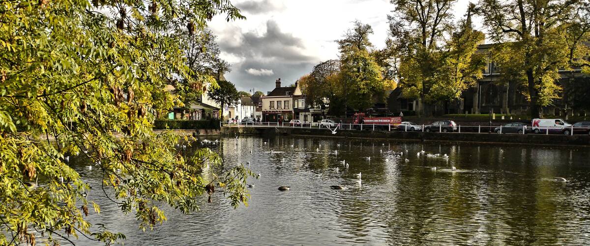 P1470255 Carshalton Ponds..