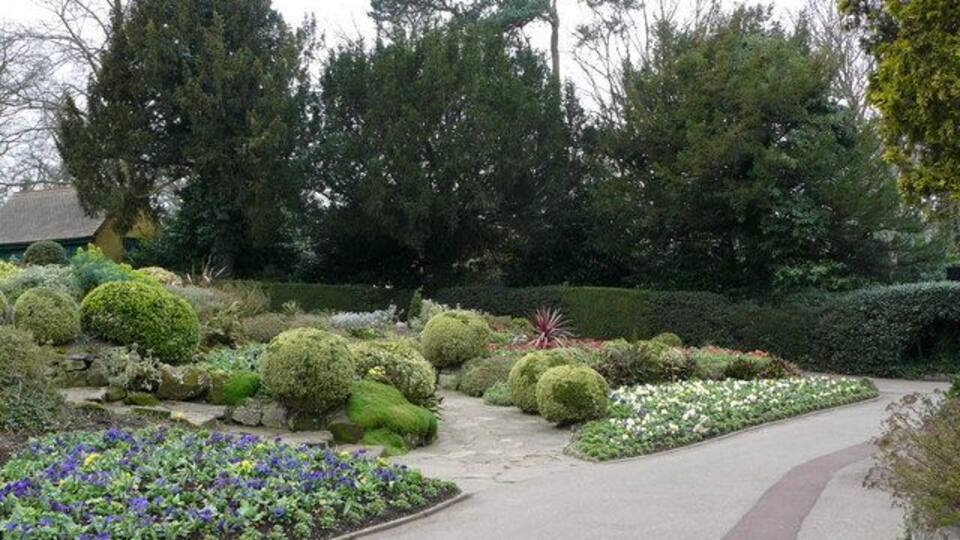 Coombe Wood Gardens, Croydon Part of the more formal gardens, near to the café.