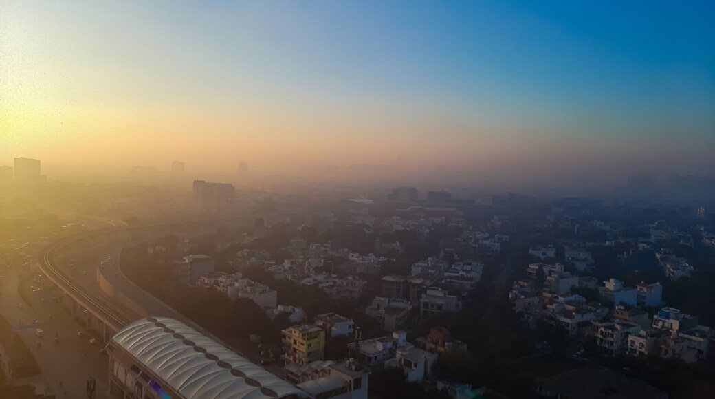 Morning view!!!! #lifeatexpedia #morning_view #sunrise #sunndyay #sky #viewfromtop