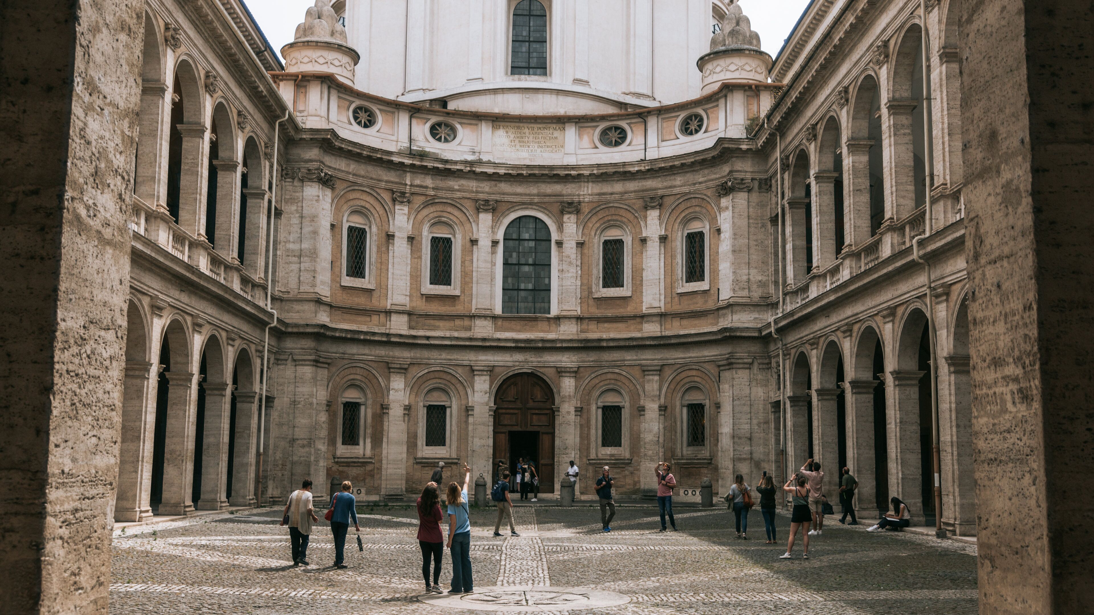 Parione showing street scenes and heritage architecture