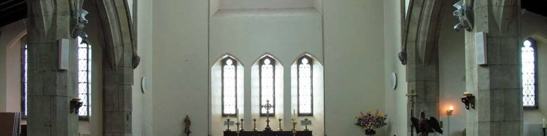 St Luke, Baxter Road, Great Ilford - East end