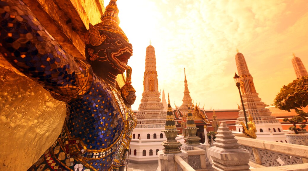 Wat Sam Phraya
