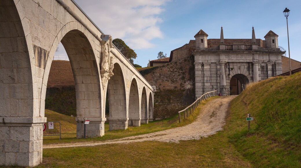 プリマ・ポルタ