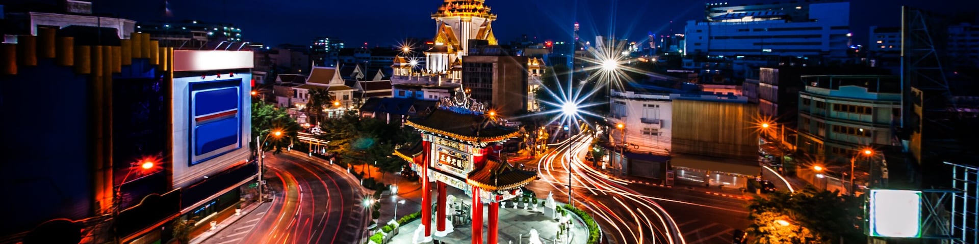 The Gateway Arch, Landmark of Chinatown Bangkok Thailand