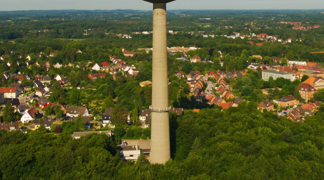 Blick auf den Fernmeldeturm Kiel. (Mit einem Multicopter fotografiert.)