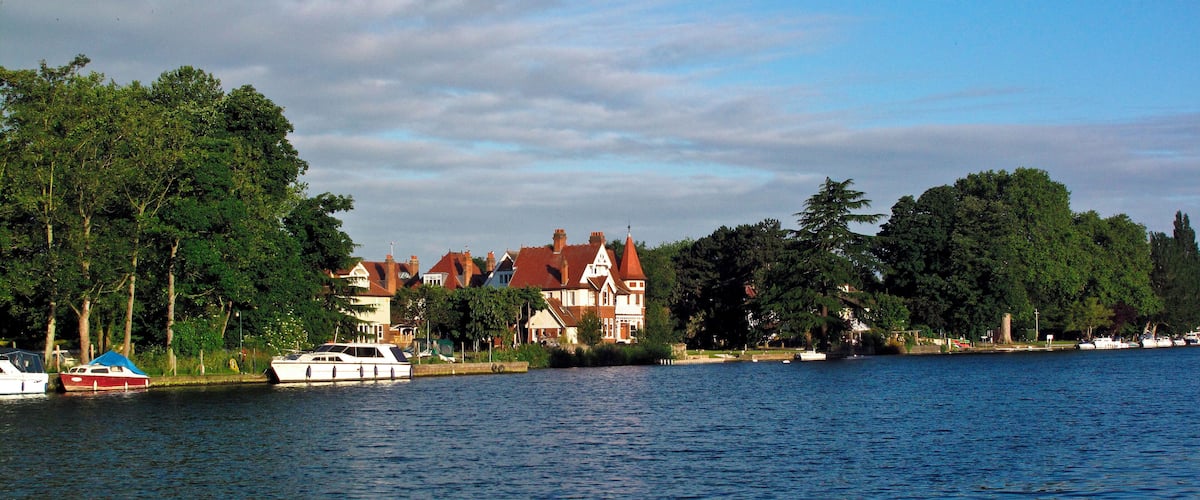 The Thames nr. Teddington Lock.