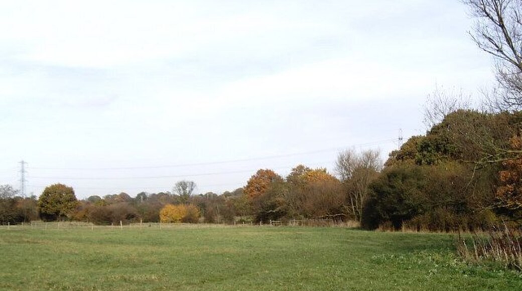 Ingrebourne valley north of Upminster The trees on the right mark the course of the river. The valley itself is about one kilometre wide and provides a corridor of open countryside in an otherwise built-up area.