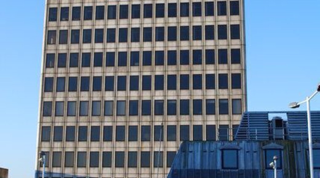 New Malden tower The square tower,as seen from the station.The other tower is oblong,but some people refer to them as the twin towers.
