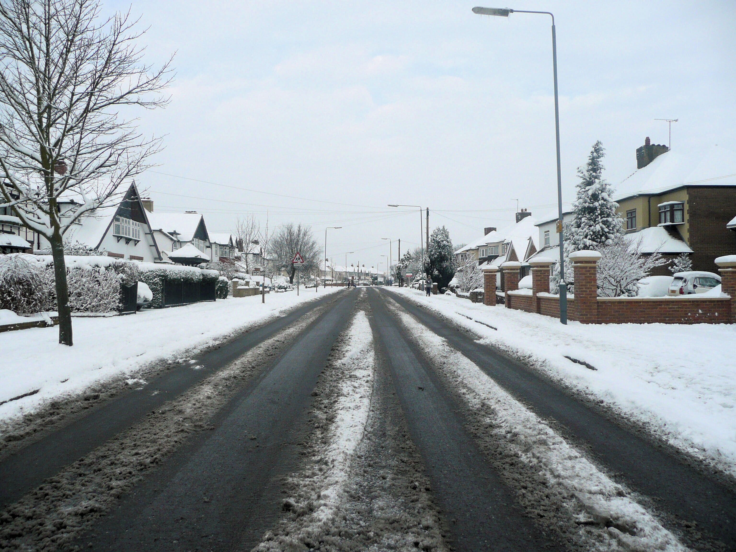 Pettit Lane in Romford in the snow