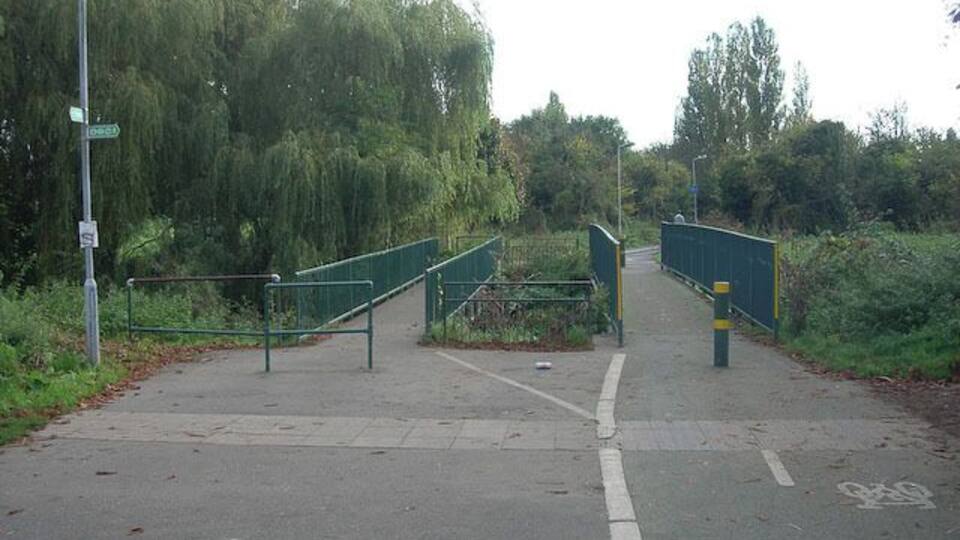 Bridges over the Hogsmill Pedestrian and cycle bridge, leading to New Malden.