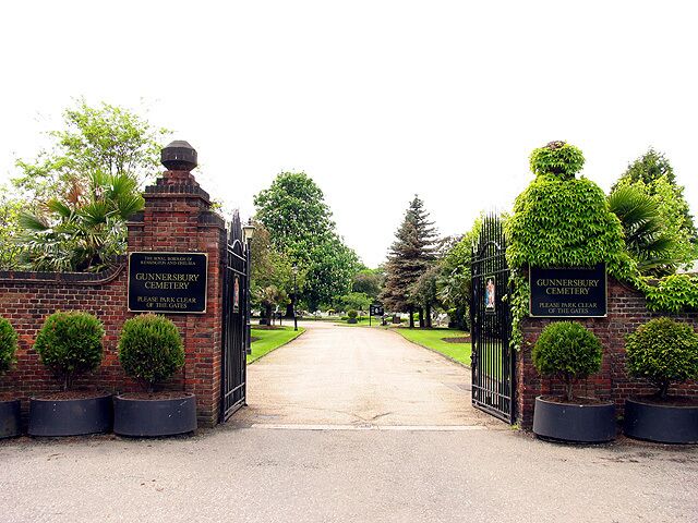 Gunnersbury Cemetery. The entrance to the cemetery is situated on the west side of the A406(T). The cemetery is situated in the north western section of the grid square. This square is very mixed in its content, from residential, to business and also parkland.